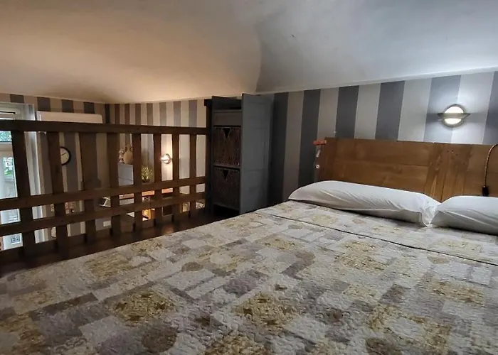 Al Chiaro Di Luna 公寓 *